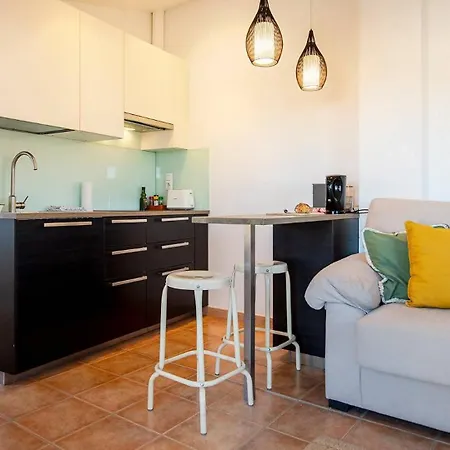 Romantic Duplex With Terrace And Great Views * Girona