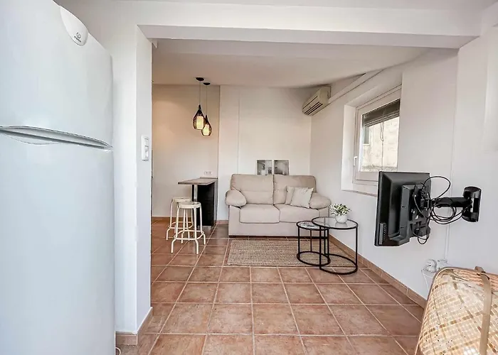 Romantic Duplex With Terrace And Great Views * Gerona
