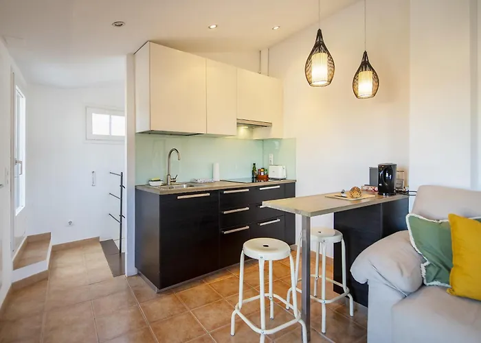 Romantic Duplex With Terrace And Great Views Gerona