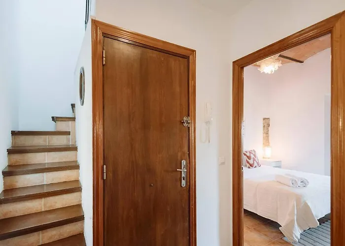 Romantic Duplex With Terrace And Great Views * Gerona
